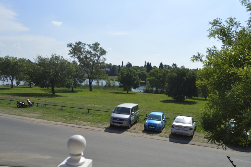 Lakeview Boutique Hotel & Conference Center Беноні Екстер'єр фото